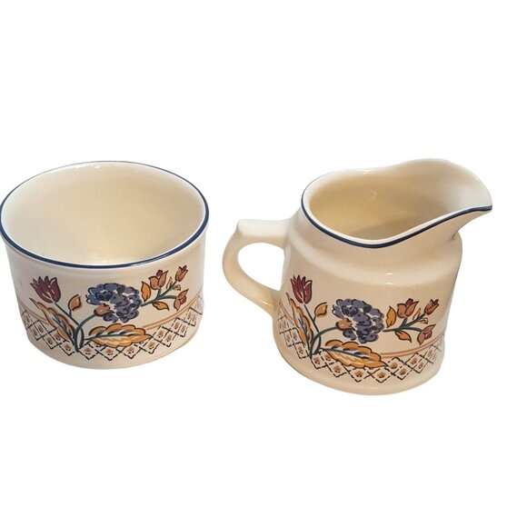 The Boots Company Camargue Vintage Floral Design Cream and Sugar England - Picture 2 of 6